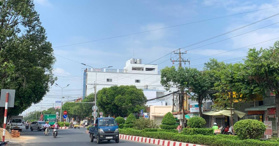 Cho thuê nhà 3 tầng mặt tiền Cách Mạng Tháng Tám, Tp. Tây Ninh