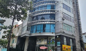 Bán tòa nhà góc 2 MT Nguyễn Văn Cừ, Q.1. Hồ Chí Minh - LH: 0971549078