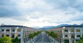 Căn Shophouse đường 15m, hướng đông bắc, giá 3,85 tỷ/125m2 sổ hồng cá nhân