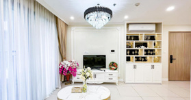 Bán gấp căn 2N+1/2VS, 70m2 NỘI THẤT CAO CẤP View Đẹp, Hướng Mát tại Vinhomes OCP - LH: 0984678629