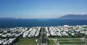 Cần bán shophouse đường Hoàng Thị Loan giá 9,xtỷ/căn/4 tầng: LH: 0965192772