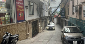 Gia đình tôi cần bán nhà Hoàng Hoa Thám Ba Đình 56m2 5 tầng 4.6 tỷ 0/9/1/2/7/3/9/9/8/5