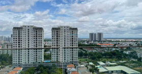 Bán căn hộ Antonia, 2PN, view biệt thự, lầu cao, Q7, HCM - LH: 0383184865