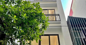 Bán gấp phố Bùi Xương Trạch. 40m2x6 tầng - lô góc, mặt ngõ - 30m ra phố - nhà đẹp - giá chốt 4,x tỷ