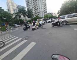 Bán lô đất khu phân lô Lai Xá, gần đường 32 cổng Đại Học Thành Đô 70m2, chỉ 6 tỷ - LH: 0931796966