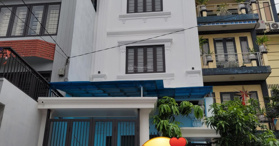 Bán nhà tại Văn Cao, Đằng Lâm, Hải An DT 220m2 - Tel: 0398858585 