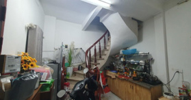 BÁN NHÀ, ĐỘI CẤN, NHÀ 4 TẦNG, MẶT NGÕ,CÁCH MẶT PHỐ 20m,NGÀNG 4.6m.