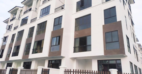 Bán nhanh căn liền kề dãy Vành Khuyên nhìn ra đường Tố Hữu dự án Hoàng Thành Villas