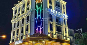 Bán tòa nhà Trần Hưng Đạo, P. Cô Giang, Quận 1, TP. HCM - LH: 0946081919