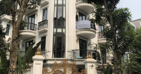 Cho thuê biệt thự tại KĐT TP Giao Lưu Phạm Văn Đồng 220 M * 4 Tầng. Lô góc 40 Triệu - LH: 0963566818