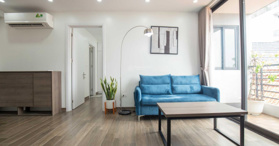 Cho thuê căn hộ 2 phòng ngủ đầy đủ đồ, tầng cao view thoáng, Quảng An, Tây Hồ - LH: 0989488668