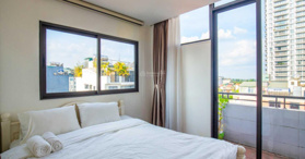 Cho thuê căn hộ 3 phòng ngủ đầy đủ đồ, tầng cao view thoáng - Tây Hồ - LH: 0969881514