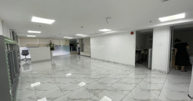 Cho thuê mặt bằng tầng trệt shophouse 127m2 Bình Thạnh - LH: 0932069399