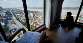 Bán gấp siêu phẩm 3PN góc view sông trục số 10 tại Sun Ancora Lương Yên, Hai Bà Trưng, Hà Nội- LH: 0889600842