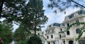 Chính chủ bán căn BT 230m2 hướng Tây Nam giá 3xtr/m2