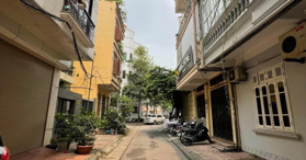 Mảnh đất Ba Đình Ngọc Hà nối ra Đội Cấn và Hoàng Hoa Thám 120m2 MT 6m 10,6 tỷ - thoáng ô tô qua nhà