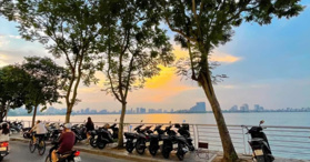 Bán nhà cách mặt phố Nguyễn Đình Thi 5m, thang máy, 45m2, view Hồ Tây - LH: 0974063222