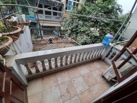 Phòng trọ 2,5 và 3tr ngõ 150 phố Chùa Láng gần Ngoại Thương ĐT 0936358507