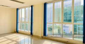 Sàn văn phòng mặt Phố Thái Thịnh, Đống Đa view đỉnh ô tô đỗ cửa giá chỉ 13 triệu