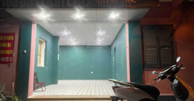 Cho thuê nhà mặt phố Phạm Hồng Thái 30m2 mặt tiền 3m riêng biệt. Giá 11tr/th