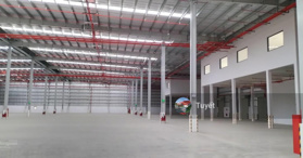 Cho thuê kho xưởng tại KCN Thạch Thất, Quốc Oai, DT: 2500m2 - LH: 0903425299