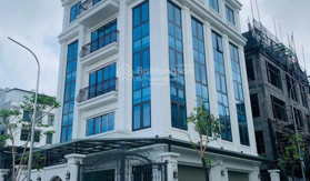 Cho thuê nhà phố mới hoàn thiện xong tại Cầu Giấy T1-2024