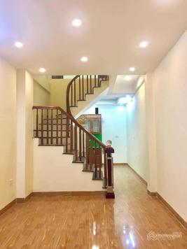 Bán nhả riêng Khương Trung, Thanh Xuân, nhà 4 tầng 1 tum - 5 ngủ - 1 khách - 4 WC - 3.9 tỷ