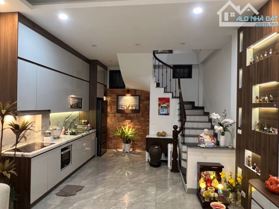 BÁN NHÀ ĐẠI LA- Ô TÔ ĐỖ CỬA - LH: 0989.678.602