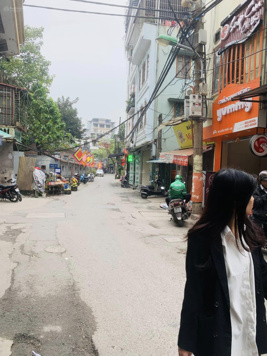 Bán nhà mặt phố Nguyễn Phúc Lai, Đống Đa, 98m - LH: 0979526886