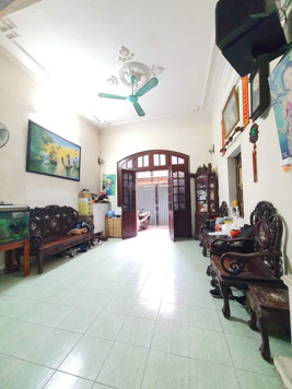 Bán Nhà mặt phố Hồ Văn Chương, Đống Đa 80/110m2 - LH: 0335874438