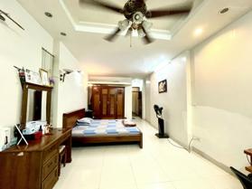 Bán nhà mặt phố Mạc Thái Tổ, Cầu Giấy DT 43m2 - LH:0962673032