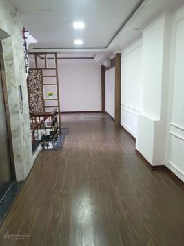 Bán nhà mặt phố Nhật Tân, Tây Hồ, DT 38m2 - LH: 0961668362