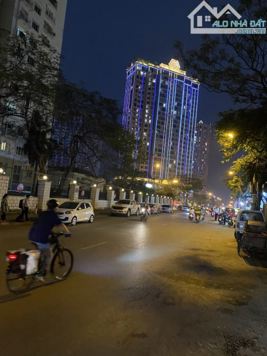 Bán nhà mặt phố Xuân La, Tây Hồ, DT 60m2 - LH: 0912584963