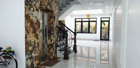 Bán nhà mặt phố Nhật Chiêu, Tây Hồ, DT 72m2 - LH:  0988357957