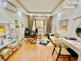 Bán nhà mặt phố Võng Thị , Tây Hồ, DT 42m2 - LH:0986734475