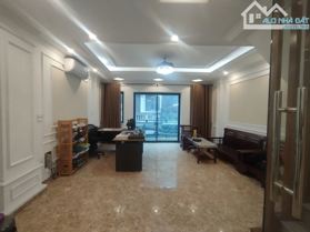 Bán nhà mặt phố Yên Hoa, Tây Hồ, DT 55m2 - LH: 0962296916