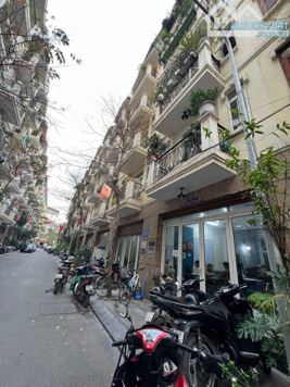 Bán nhà mặt phố Thanh Xuân Bắc, Thanh Xuân, DT 68m2 - LH: 0819862626