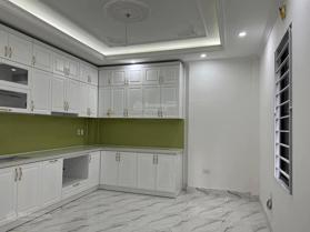 Bán nhà mặt phố Giáp Bát, Hoàng Mai DT 64m2x3T - LH: 0886162921