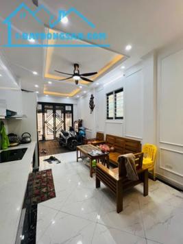 Bán nhà mặt phố  Lê Trọng Tấn, Hoàng Mai, 6 tầng - LH: 0962.130.519