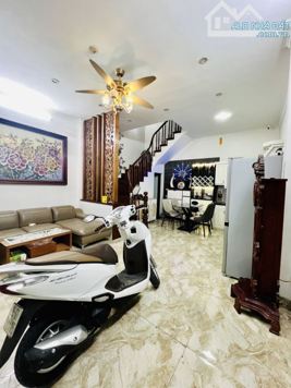 Bán nhà mặt phố Mỹ Đình, Nam Từ Liêm, DT 35m2 - LH: 0963942962