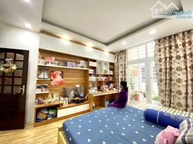 Bán nhà mặt phố Tây Mỗ, Nam Từ Liêm, DT 45m2 - LH: 0855980371