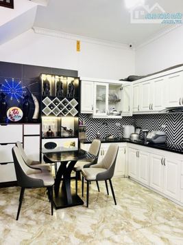 Bán nhà mặt phố Mỹ Đình, Nam Từ Liêm, DT 37m2 - LH: 0832268283