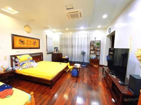 Bán nhà phân lô ngõ quận uỷ Hoàng Cầu, Đống Đa - LH: 0834176688