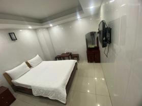 Bán khách sạn Nam Phương Hoàng Hậu ở quận Bình Chánh - LH: 0931017279