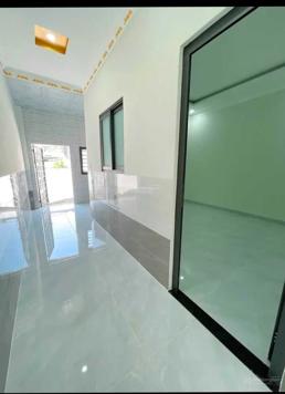 Bán nhà MT mái thái gác lửng ở Thị trấn Tân Túc, Bình Chánh - LH: 0327886302