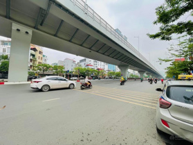 Bán gấp lô đất mặt phố Đại La, quận Hai Bà Trưng dt 80m2 - LH: 0337722226