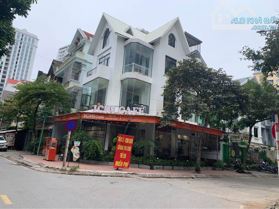 Bán biệt thự khu Trần Văn Lai, Nam Từ Liêm, DT 202 m2 - LH: 0934510556