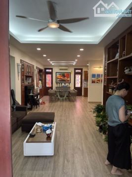 Bán nhà mặt phố Nguyễn Cơ Thạch, Nam Từ Liêm, DT 60m2 - LH: 0979043636