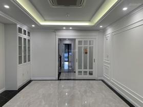 Bán tòa văn phòng mặt phố Đội Cấn, Ba Đình, DT: 85m2x6 tầng - LH: 0945998884