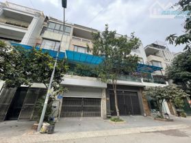 Bán nhà mặt phố Nguyễn Hoàng, Nam Từ Liêm, DT 76m2 - LH: 0984425288